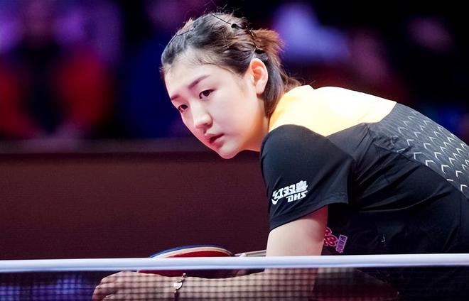 多的观众和 多的观众和